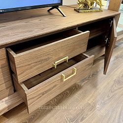 Тумба для радиоаппаратуры