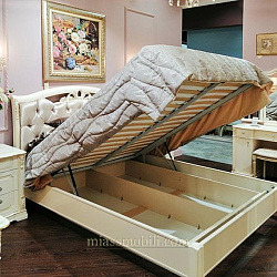 Кровать двойная (1600x2000) с кутанной головной и без ножной спинки